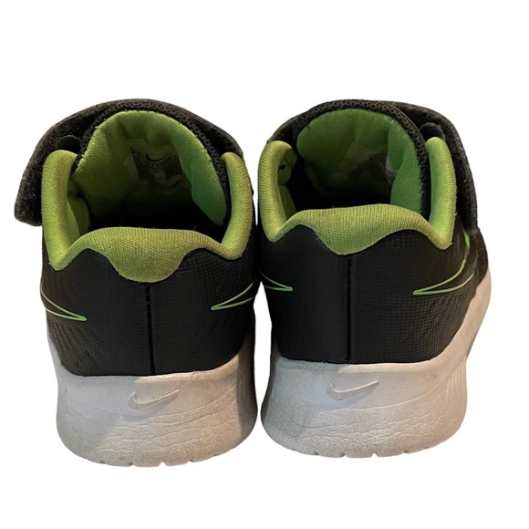 Nike star runner 2 toddlers shoes in black and green sz 6C - Picture 3 of 5